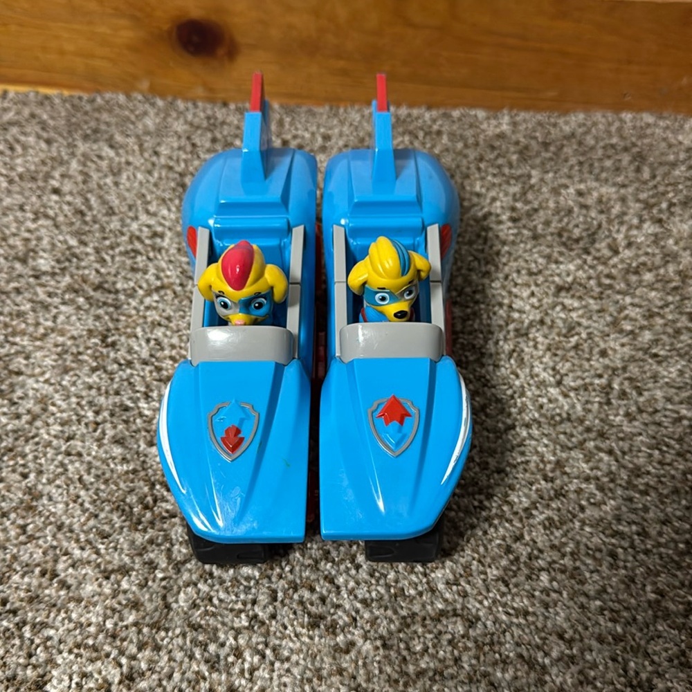 Paw patrol mighty twins 2-n-1 power split vehicle